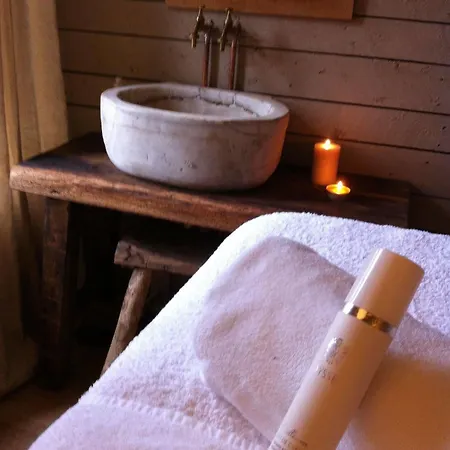 Entre Ciel Et Terre Bed & Breakfast 4*
